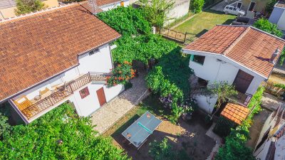 dvoriste u apartmanu Donji Štoj